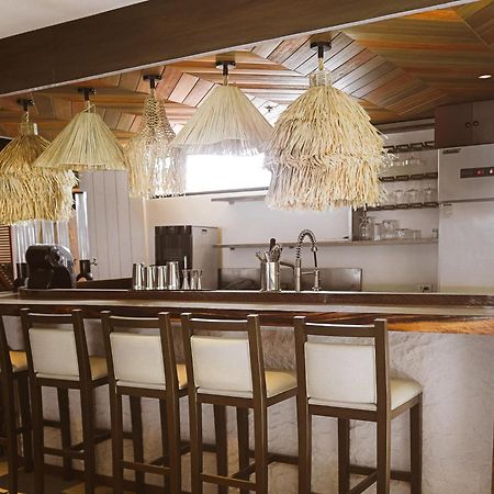 Azzurro Hotel Angeles Dış mekan fotoğraf