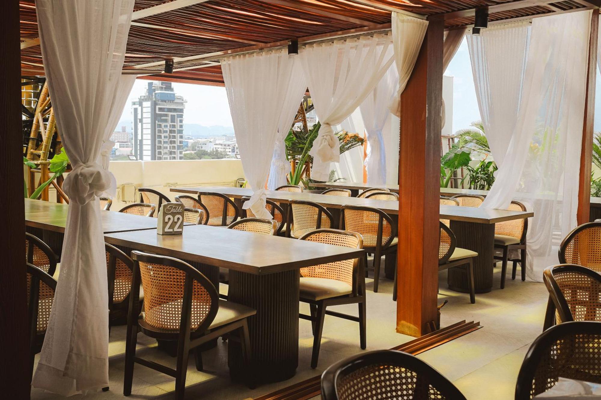Azzurro Hotel Angeles Dış mekan fotoğraf