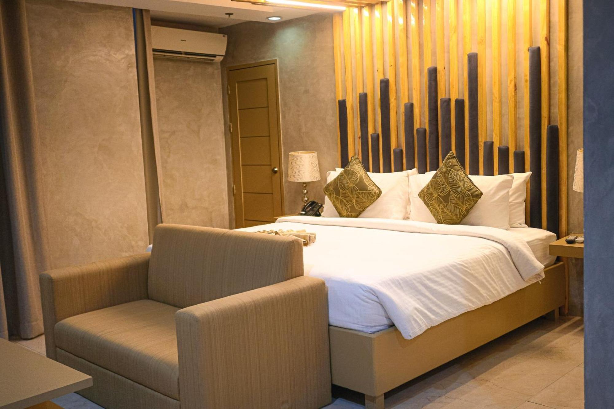 Azzurro Hotel Angeles Dış mekan fotoğraf
