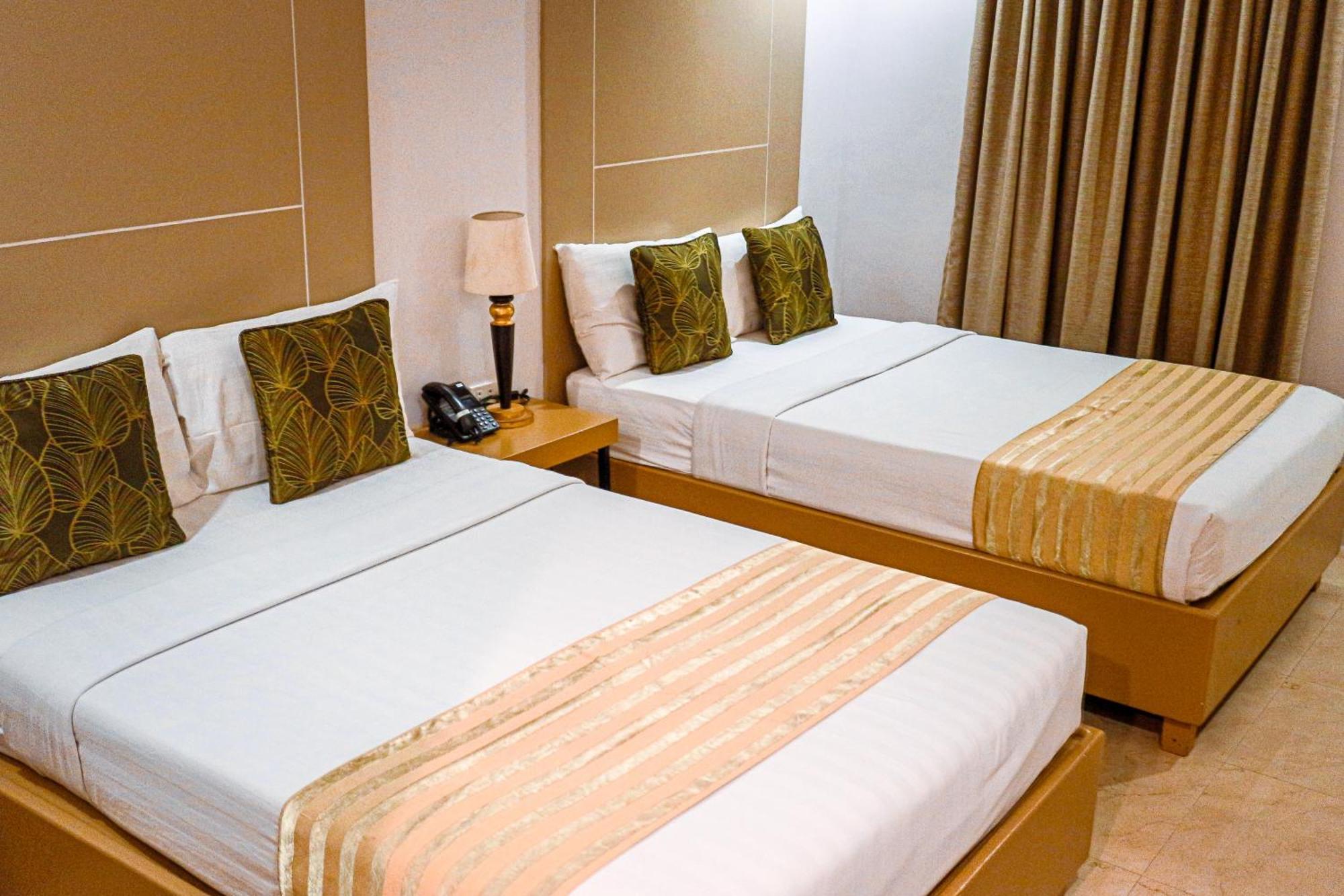 Azzurro Hotel Angeles Dış mekan fotoğraf