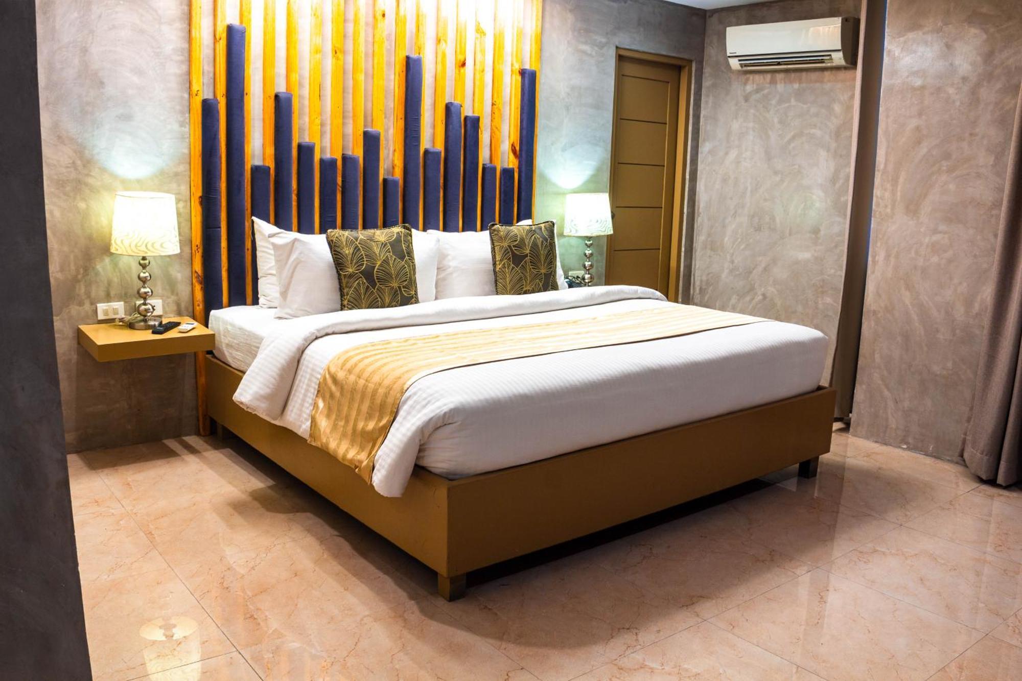 Azzurro Hotel Angeles Dış mekan fotoğraf